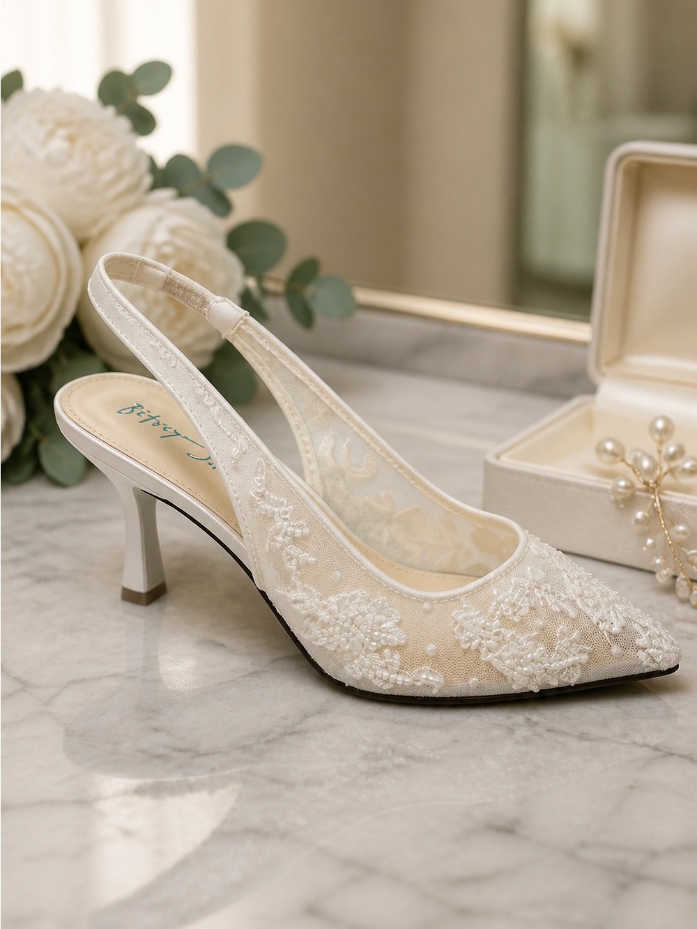 EUC Betsy Johnson Nikki Ivory Mesh Slingback Pump Embelished Beadwork - Size 8